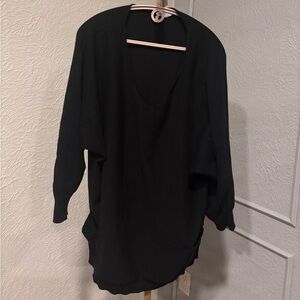 NWOT MEDIUM Boutique Off Shoulder Black V-Neck Sweater with pockets MSRP $45